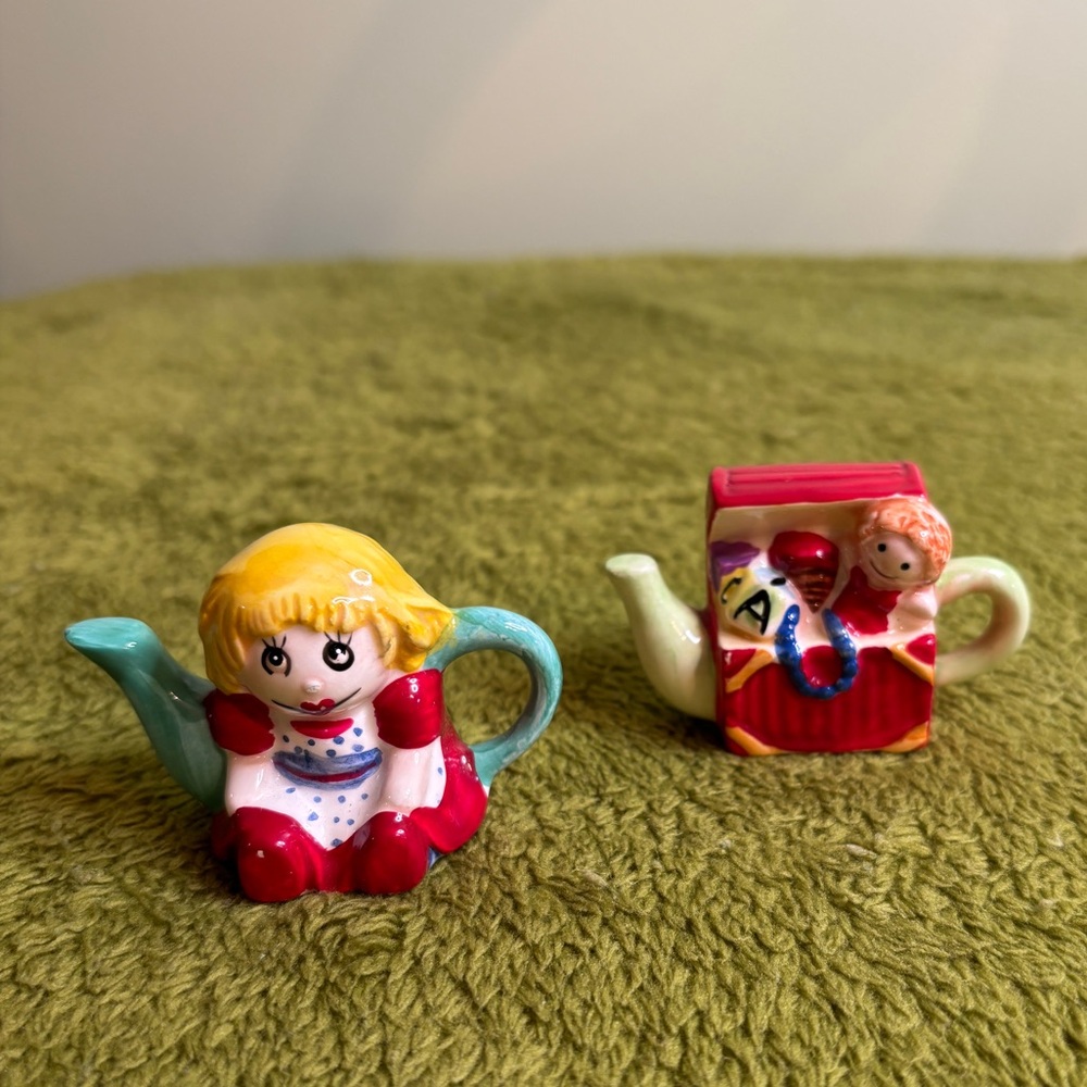 Vintage Red Rose Tea Collectibles